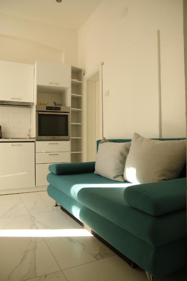 Ferienwohnung Natalie'S Royal M Belgrad Exterior foto