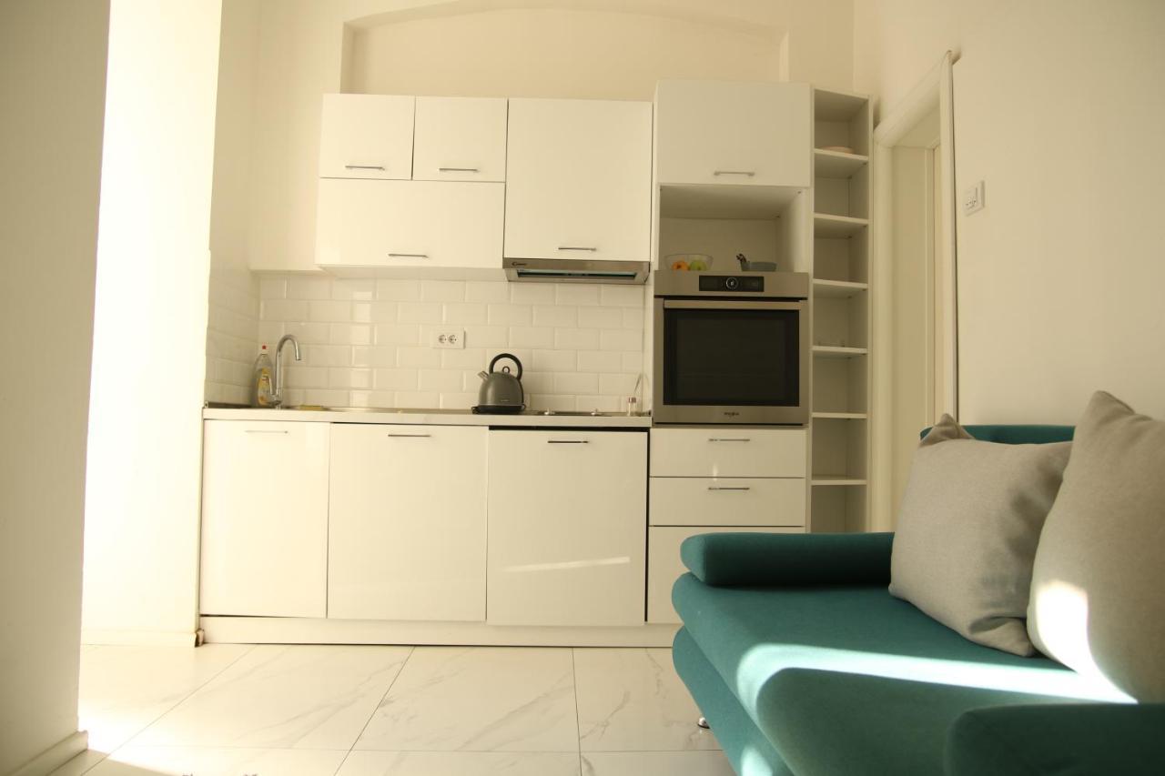 Ferienwohnung Natalie'S Royal M Belgrad Exterior foto