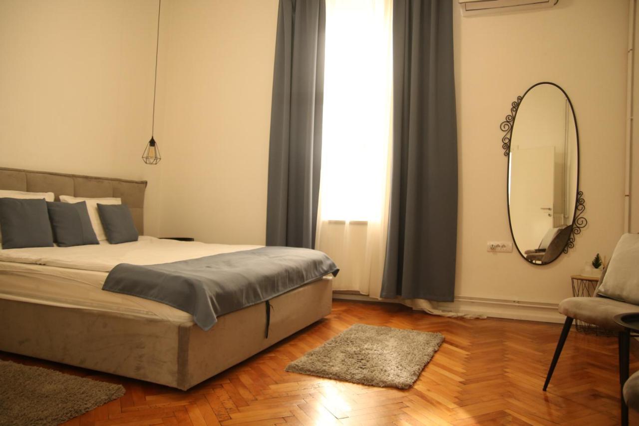 Ferienwohnung Natalie'S Royal M Belgrad Exterior foto